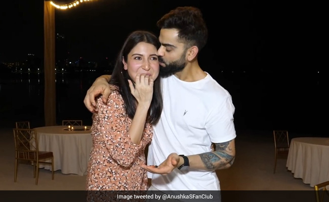 ICYMI: Here's How Anushka Sharma And Virat Kohli Celebrated The Pregnancy