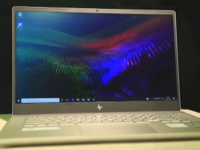 HP Takes on Apple's MacBook Pro!