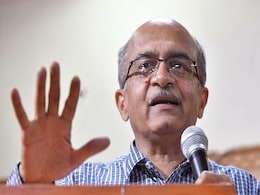 "Hold Your Mouth": Centre's Lawyer Slams Advocate Prashant Bhushan For Interrupting "Hold Your Mouth": Centre's Lawyer Slams Advocate Prashant Bhushan For Interrupting