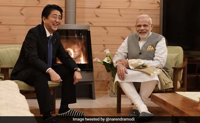 "प्रिय मित्र शिंज़ो आबे पर हुए हमले से बेहद व्यथित हूं..." : जापान के पूर्व PM को गोली लगने पर बोले PM नरेंद्र मोदी
