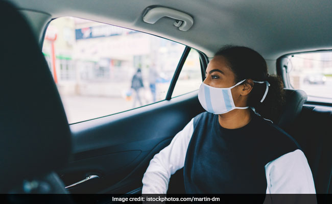 Wearing Face Masks tips: Wash your face regularly to prevent skin issues because of face mask
