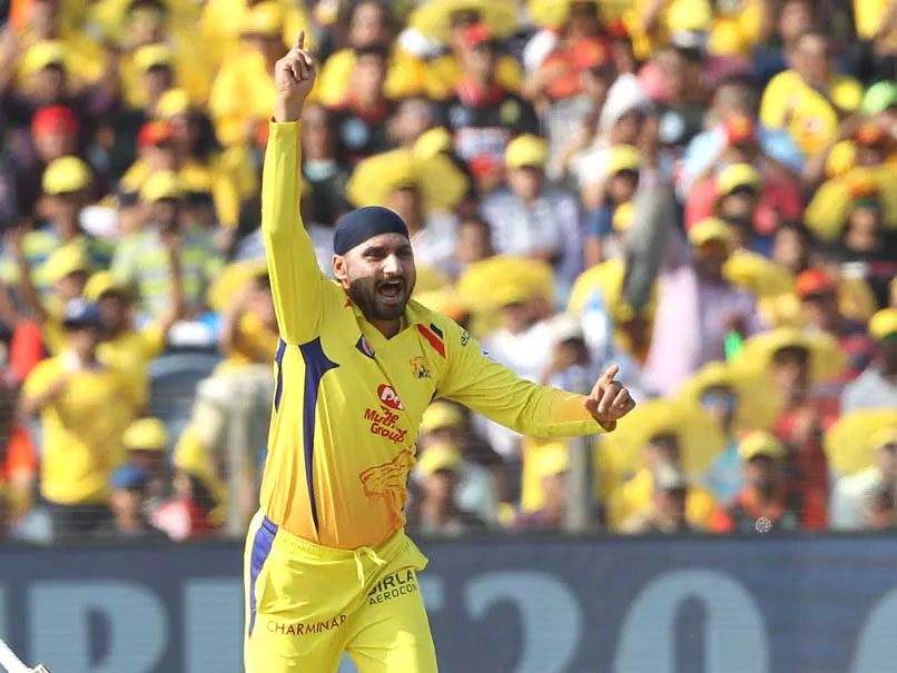 IPL 2020: इस पूर्व क्रिकेटर ने CSK को सुझाया हरभजन के विकल्प का  नाम