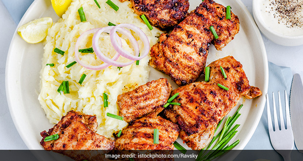 How To Make A Crisp Guilt-Free Barbecue Chicken At Home