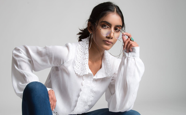 Embrace These 8 Solid Shirts Which Are The Most Versatile Fashion Picks