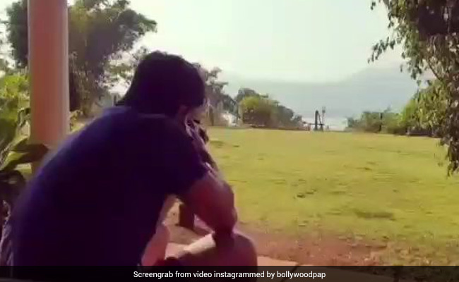 सुशांत सिंह राजपूत का बंदूक से बोतल को निशाना लगाते VIDEO हुआ वायरल, फैंस ने कहा- प्लीज वापस आ जाओ...