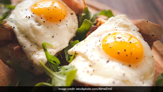 Actor-Model Chrissy Teigen Shares Foolproof Sunny-Side Up Eggs Tutorial