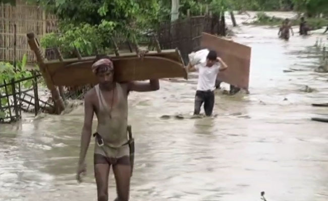 Flash Floods In Assam's Lakhimpur, Dhemaji Districts Leave 30,000 Affected