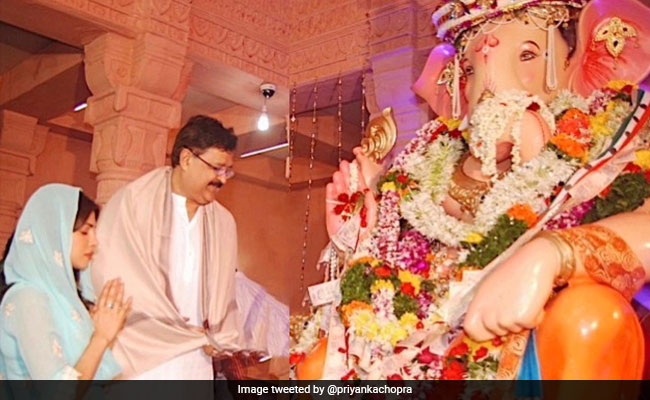 Ganesh Chaturthi 2020: Akshay Kumar, Priyanka Chopra, Abhishek Bachchan And Other Celebs Hope To "Tide Over Difficult Times"