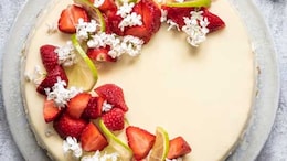 5 Baking Tool Sets To Make Perfect Cakes At Home