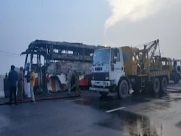 1 Dead, 3 Injured In UP As Bus Catches Fire After Hitting Divider 1 Dead, 3 Injured In UP As Bus Catches Fire After Hitting Divider