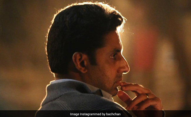 Abhishek Bachchan, Who Was COVID-19 Positive, Was Listening To This Shah Rukh Khan Song In The Hospital