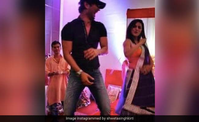 Sushant Singh Rajput's Sister Shares Throwback Of Him Dancing To <i>Tu Cheez Badi Hai Mast Mast</i>