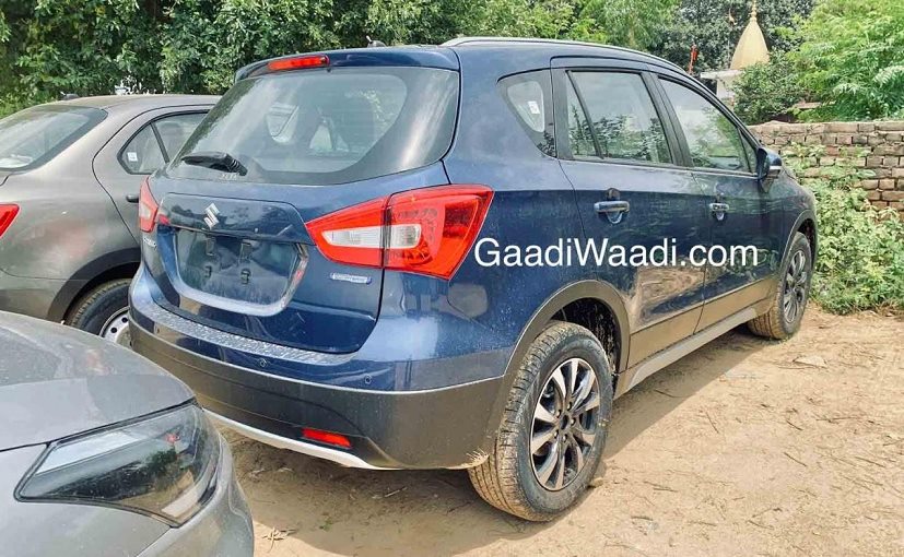 2020 Maruti Suzuki S-Cross Petrol Spotted At Dealership Yard Ahead Of Launch