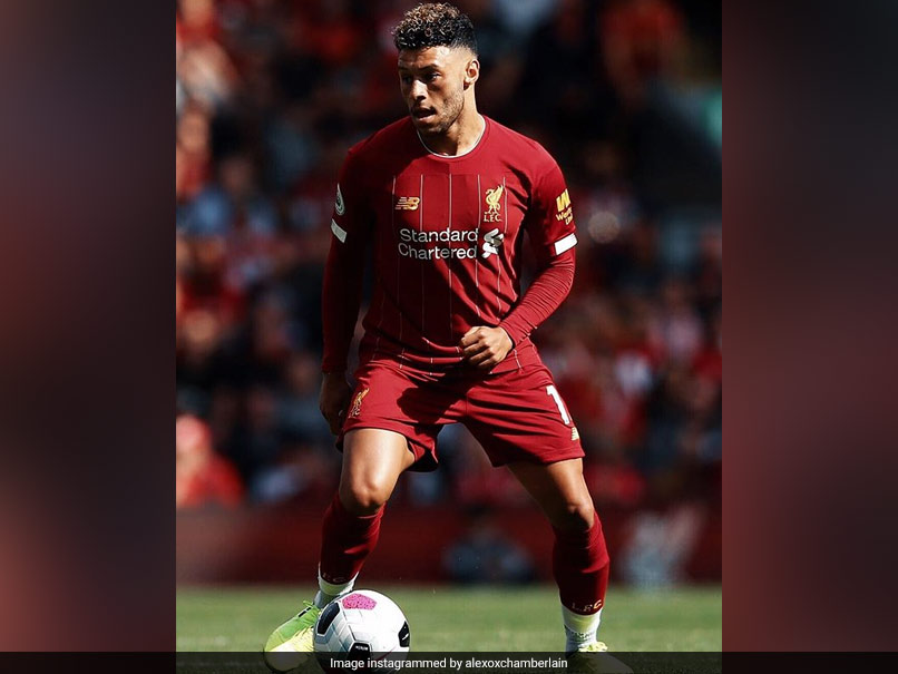 Liverpool's Alex Oxlade-Chamberlain To Miss Community Shield Due To Knee Injury
