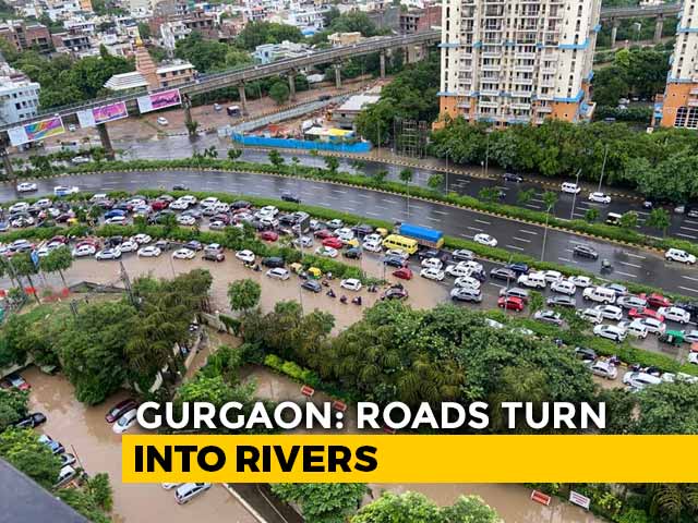 Heavy Rain Batters Gurgaon, Smart City Waterlogged
