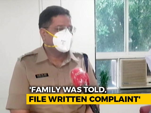 Sushant Rajput's Relative, A Cop, Asked Me To "Pressurise Rhea": Mumbai Police Officer
