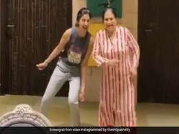 Shilpa Shetty Celebrates "Rockstar" Mom-In-Law's Birthday With Some <I>Bhangra Shangra</i> Shilpa Shetty Celebrates "Rockstar" Mom-In-Law's Birthday With Some <I>Bhangra Shangra</i>