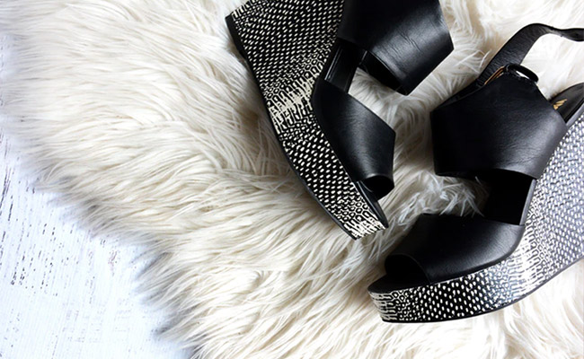 Stay High On Glam All Day Long In These Stunning Wedge Heels