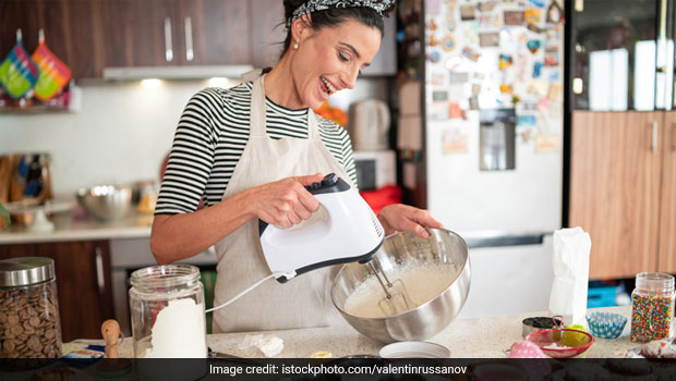 Love Baking Muffins And Tarts? Here're 4 Mould And Tin Options That Will Make Your Job Easier