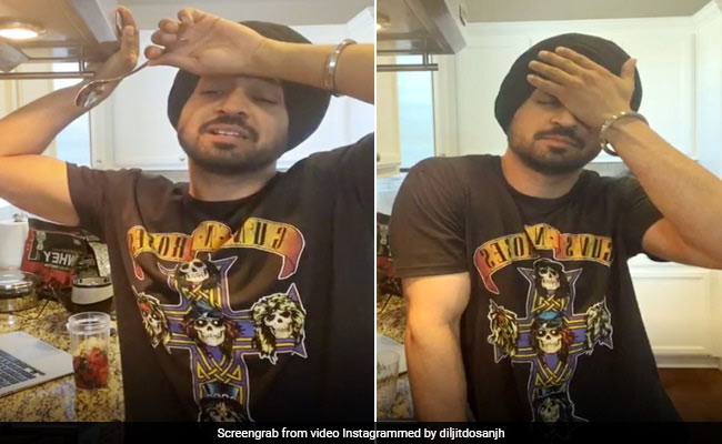 दिलजीत दोसांझ की Alexa से हुई Fight, नहीं सुनाया गाना तो चिल्लाए- 'दिमाग खा गई...' - देखें Video