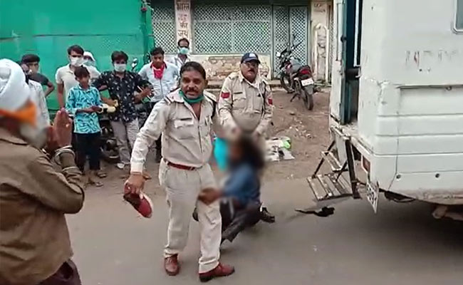Cops Drag Sikh Man By Hair, Thrash Him In Madhya Pradesh, Probe Ordered