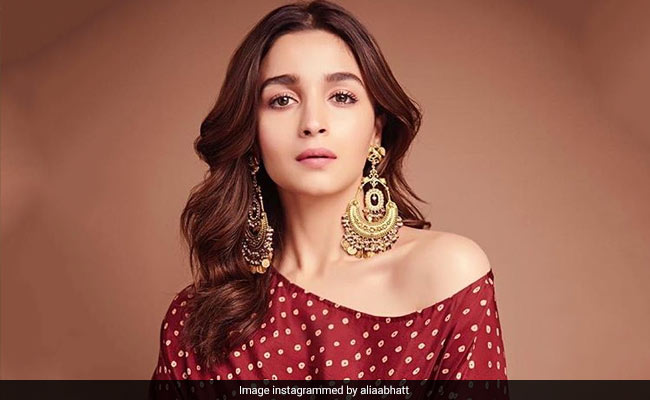 Get Ethnic Style On Point With These Pretty Chandbalis And Jhumkis