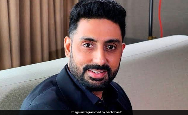 A Letter That "Made" Chelsea Fan Abhishek Bachchan's Week