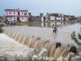 Monsoon Active In Two-Thirds Of India, Rain Red Alert In Gujarat Monsoon Active In Two-Thirds Of India, Rain Red Alert In Gujarat