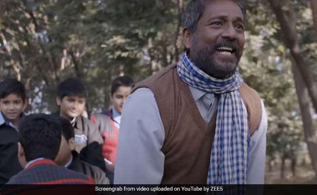 <i>Pareeksha</i> Movie Review: Prakash Jha's Film Passes The Test With Flying Colours