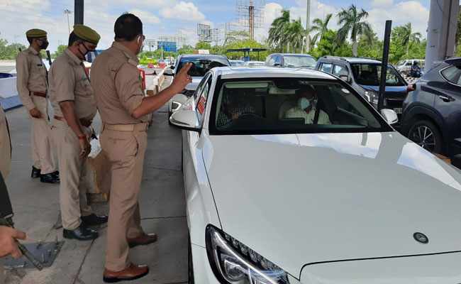 संदिग्ध आतंकी की गिरफ्तारी के बाद दिल्ली-UP में हाई अलर्ट, दिल्ली-नोएडा बॉर्डर पर जबरदस्त चेकिंग