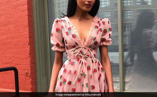 7 Chic Style Picks To Ace The Viral Strawberry Dress Fashion Trend