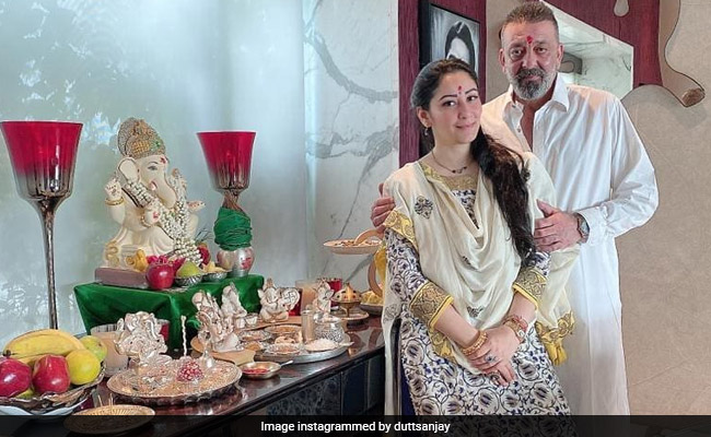 Ganesh Chaturthi 2020 - Sanjay Dutt Posts Pic With Wife Maanayata: "Celebrations Aren't Huge But Faith In Bappa Remains The Same"