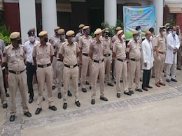 कोरोना वायरस को मात देने वाले दिल्ली पुलिस के 170 जवानों ने किया प्लाज्मा डोनेट कोरोना वायरस को मात देने वाले दिल्ली पुलिस के 170 जवानों ने किया प्लाज्मा डोनेट