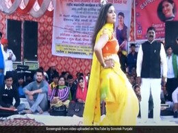 Sapna Choudhary ने 'चेतक' सॉन्ग पर यूं किया धमाकेदार डांस, बार-बार देखा जा रहा Video Sapna Choudhary ने 'चेतक' सॉन्ग पर यूं किया धमाकेदार डांस, बार-बार देखा जा रहा Video