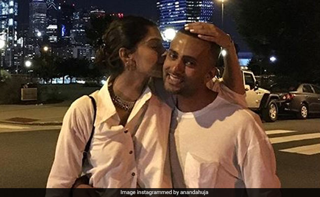 Anand Ahuja Proposed To Sonam Kapoor On This Trip 3 Years Ago