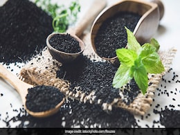 Kala Jeera Ke Fayde: कलौंजी (काला जीरा) के 9 जबरदस्त स्वास्थ्य लाभ, डायबिटीज और हार्ट रोगियों के लिए कारगर Kala Jeera Ke Fayde: कलौंजी (काला जीरा) के 9 जबरदस्त स्वास्थ्य लाभ, डायबिटीज और हार्ट रोगियों के लिए कारगर