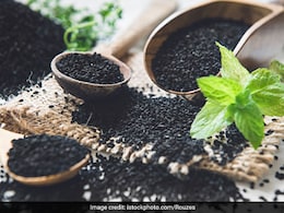 डायबिटीज, मोटापा और कोलेस्ट्रॉल सहित इन बीमारियों के लिए कमाल है कलौंजी का तेल, जानिए 7 फायदे डायबिटीज, मोटापा और कोलेस्ट्रॉल सहित इन बीमारियों के लिए कमाल है कलौंजी का तेल, जानिए 7 फायदे