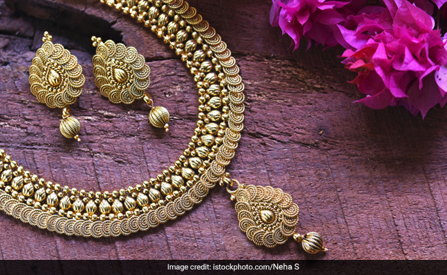 Beautiful Jewellery Sets That Will Add Dazzle To Your Ethnic Looks