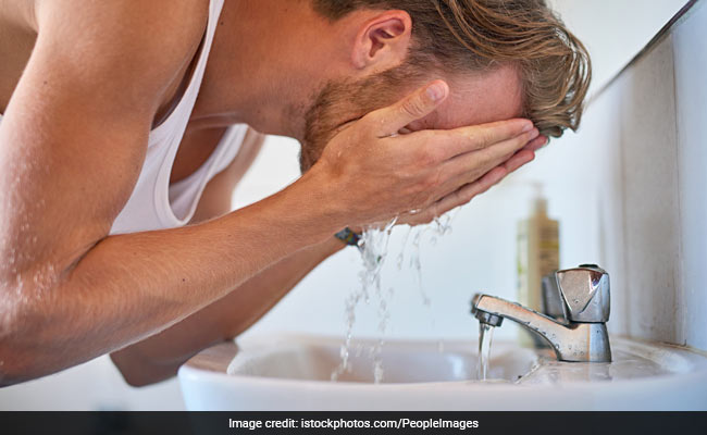Skin requires proper nourishment and care, for both men and women