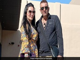 Sanjay Dutt ने मान्यता को गिफ्ट किये 100 करोड़ रुपये के चार फ्लैट, पत्नी ने इस कारण किया तोहफा वापिस Sanjay Dutt ने मान्यता को गिफ्ट किये 100 करोड़ रुपये के चार फ्लैट, पत्नी ने इस कारण किया तोहफा वापिस