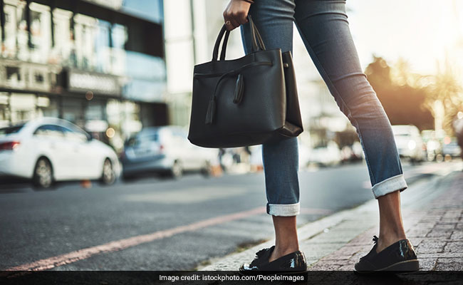 These 8 Extremely Stylish Budget Tote Bags Are All Priced Under Rs 999