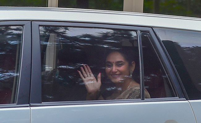 Kannada Actress Ragini Dwivedi's Bengaluru Home Searched In Drugs Probe