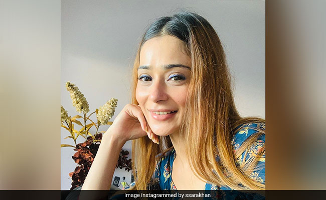 टीवी एक्ट्रेस सारा खान की कोरोना रिपोर्ट आई पॉजिटिव, खुद को किया क्वारंटाइन