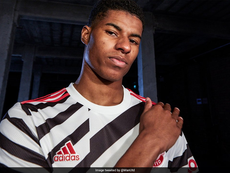 "So Outrageous": Manchester United's New "Zebra" Premier League Away Kit Has Fans In Hysterics