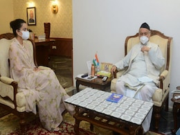 महाराष्ट्र के राज्यपाल से मिलीं कंगना रनौत, कुछ दिन पहले ही उनका दफ्तर ढहाने को लेकर हुआ था विवाद महाराष्ट्र के राज्यपाल से मिलीं कंगना रनौत, कुछ दिन पहले ही उनका दफ्तर ढहाने को लेकर हुआ था विवाद