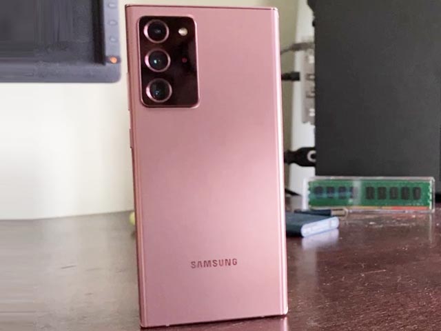 Samsung Note 20 Ultra Review: Insane Night Mode. Best Android Phone?