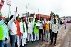 Massive Farmer Protests In Punjab, Haryana, Roads, Rail Tracks Blocked Massive Farmer Protests In Punjab, Haryana, Roads, Rail Tracks Blocked