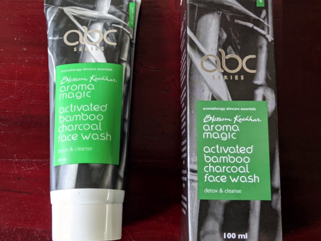 Beauty Review: Aroma Magic Activated Bamboo Charcoal Face Wash