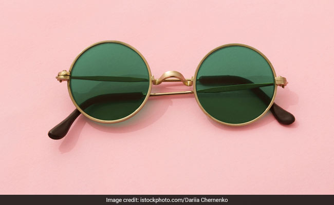 All Eyes Will Be On You When You Walk In With These Round Sunglasses