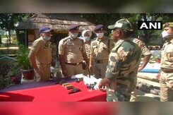 Large Quantity Of Narcotics Seized By BSF Near Border Fence In Jammu Large Quantity Of Narcotics Seized By BSF Near Border Fence In Jammu
